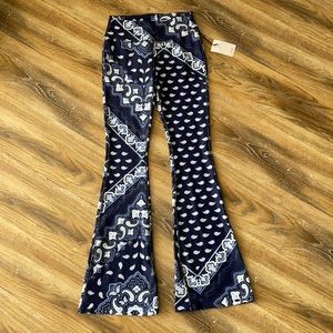 SPLITS59 Raquel Flare Pant in Indigo Band Paisley NWOT